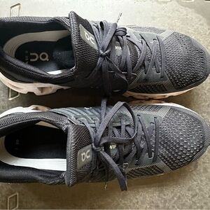 ON Running Black Sneakers